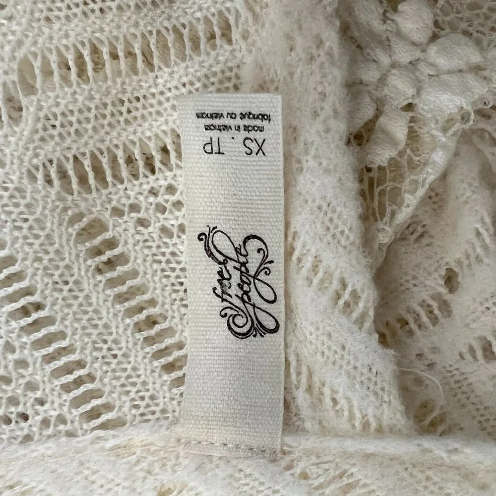 Free People Gracie Floral Lace Peplum Ivory Boho Keyhole Cutout Back Top Size XS